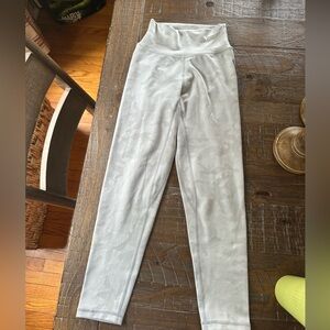 P’tula Peak Leggings 23” - white camo  - NWOT